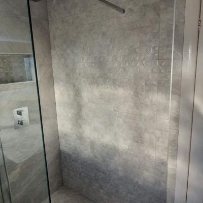 Leka Tiling Bathrooms 65