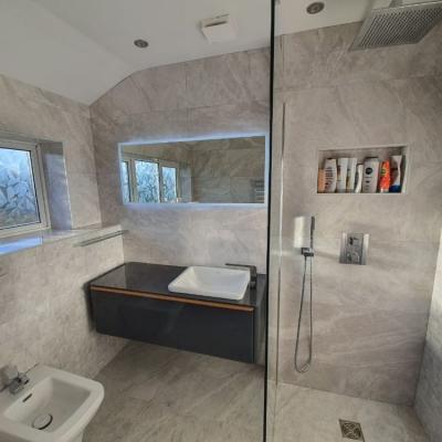 Leka Tiling Bathrooms 68